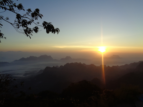 Lever de soleil mont zekwebin