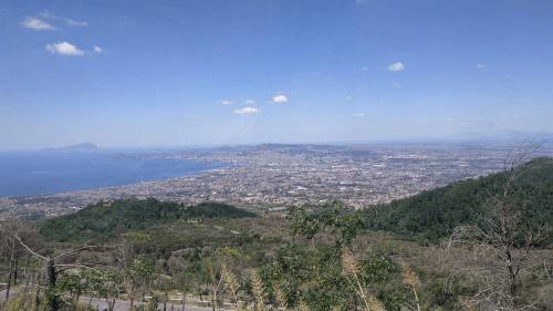 La ville de Naples à la journée